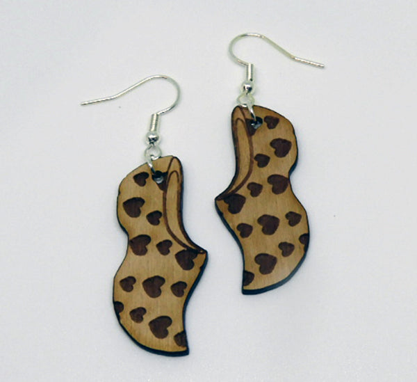 Closed Heart Wooden Shoe Earrings